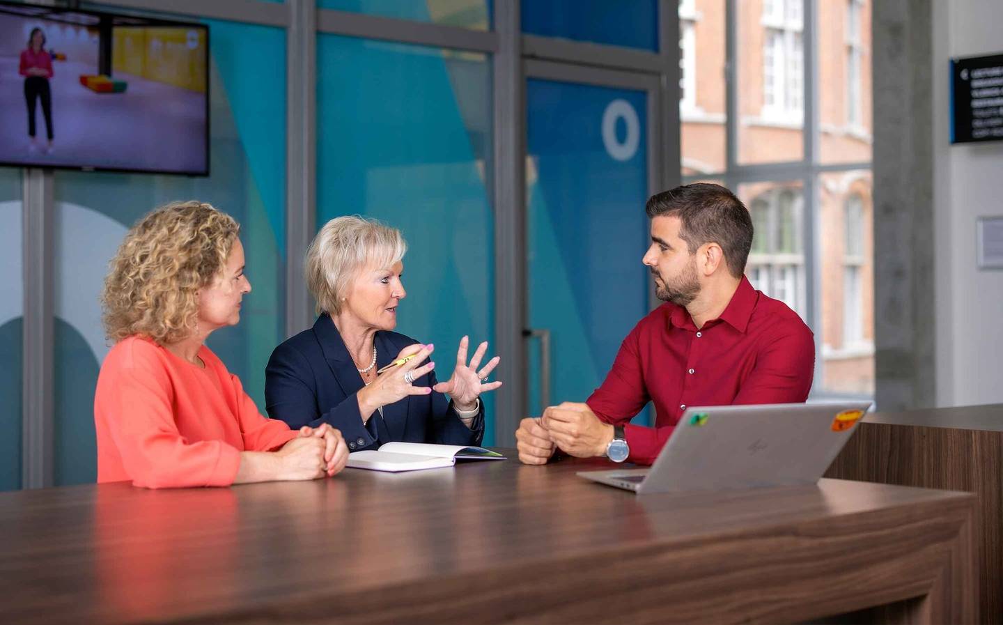 desktop-hero-image-family-offices